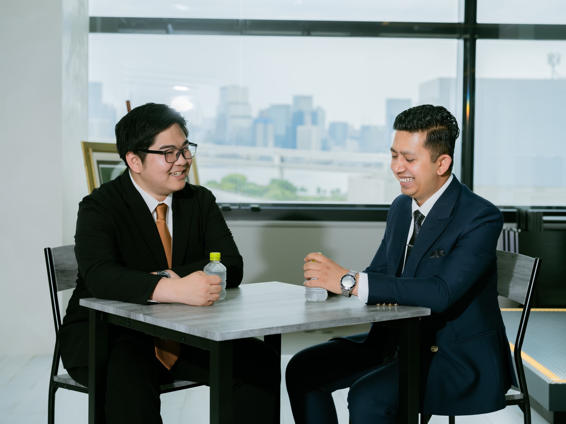 企業担当者との打ち合わせの様子